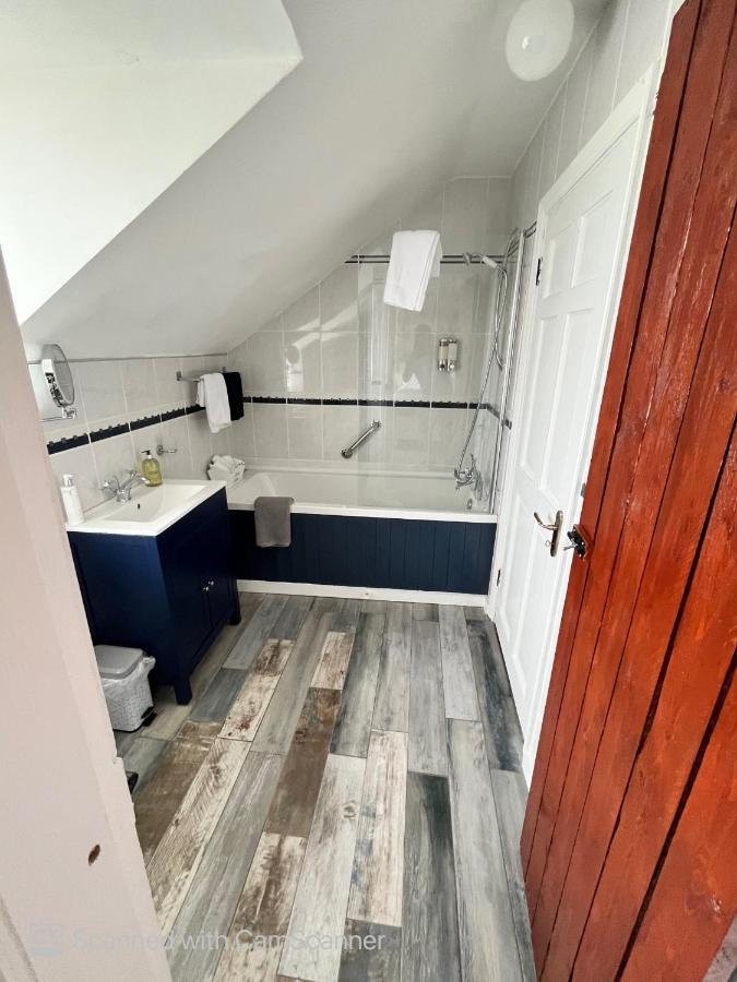 Hightree House Privatunterkunft *